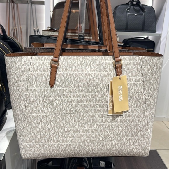 Michael Kors Charlotte Large 3-in-1 Signature Logo Tote Crossbody Shoulder Bag - Picture 16 of 16